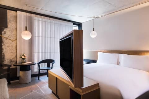 Aethos Hotel London Shoreditch — hotel room