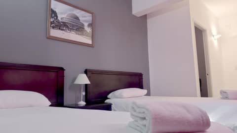 Hotel BA Congreso — hotel room