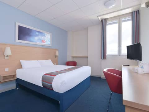 Travelodge Manchester Ancoats Hotel — photo 3
