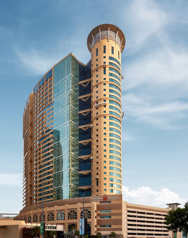 Grand Millennium Al Wahda Hotel and Executive Apartments Abu Dhabi — building