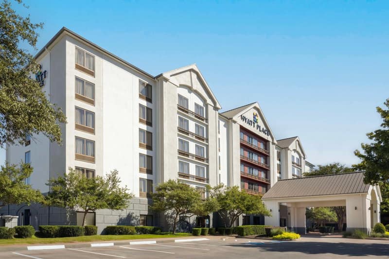 Hyatt Place Dallas North by the Galleria — building