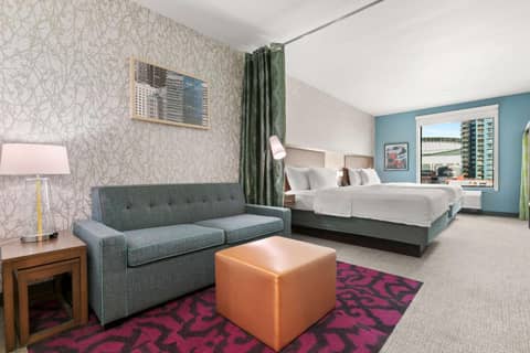 Home2 Suites By Hilton Phoenix Downtown — hotel room