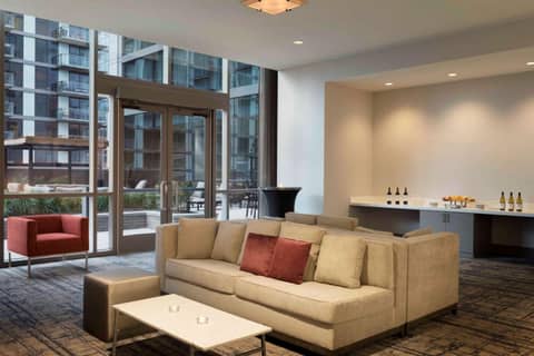 Homewood Suites by Hilton Chicago West Loop Fulton Mkt Area — photo 2