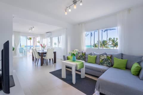 Beachfront Punta Cana Condo for Rent - Ocean View Private Terrace and BBQ — photo 2