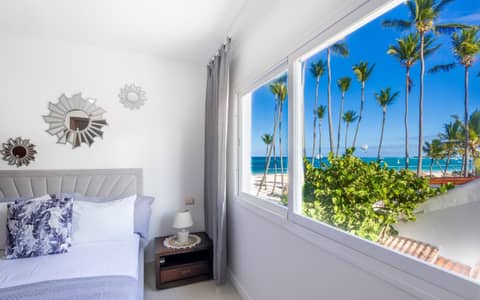 Beachfront Punta Cana Condo for Rent - Ocean View Private Terrace and BBQ — photo 4