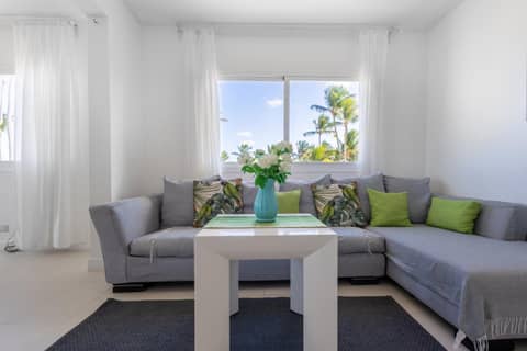 Beachfront Punta Cana Condo for Rent - Ocean View Private Terrace and BBQ — photo 9