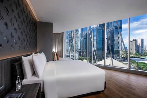 Discovery SCBD Jakarta — photo 5