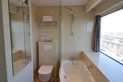 XO Hotels Blue Tower — photo 4