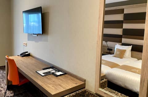 XO Hotels Blue Tower — photo 7