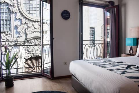 Nations Porto - Studios & Suites — hotel room
