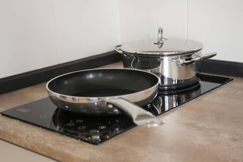 Nations Porto - Studios & Suites — kitchen