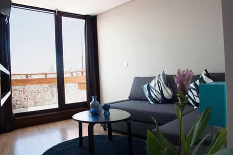 Nations Porto - Studios & Suites — hotel room