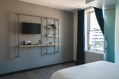 SOVA Micro-Room & Social Hotel — photo 2