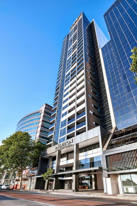 Meriton Suites North Sydney — photo 7