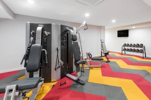 Meriton Suites North Sydney — photo 9