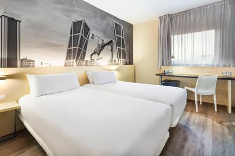 B&B HOTEL Madrid Aeropuerto T1 T2 T3 — photo 3