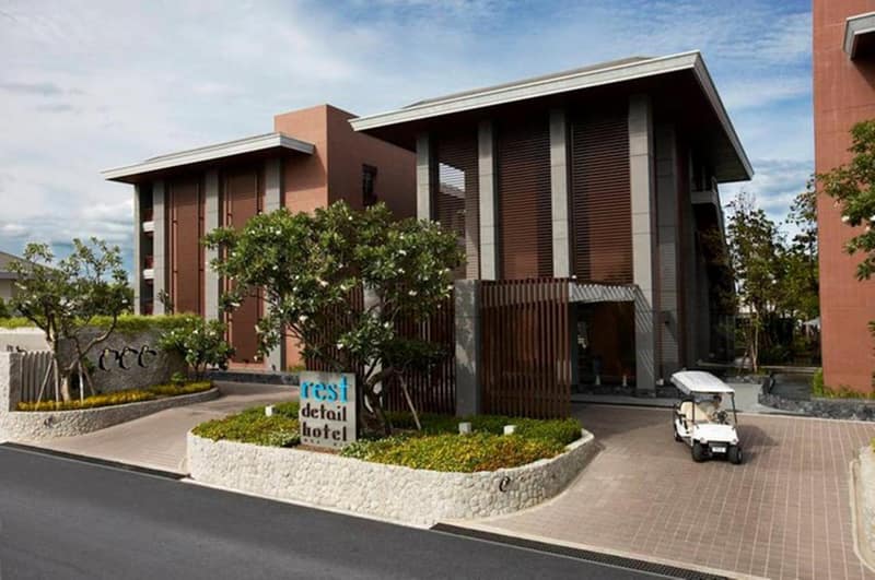 Rest Detail Hotel Hua Hin — building