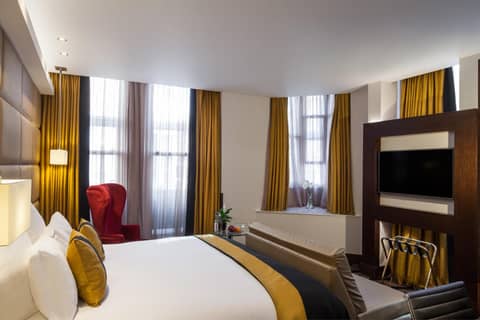 Montcalm Piccadilly Townhouse London West End — hotel room
