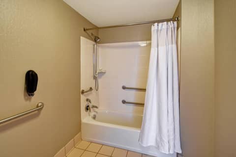 SpringHill Suites Louisville Airport — photo 4