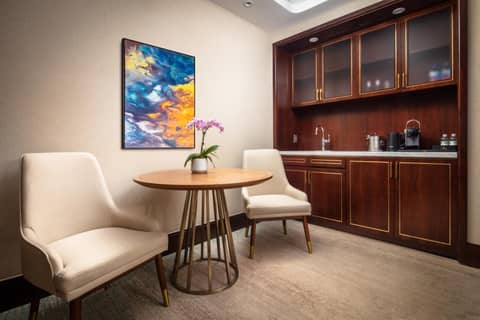Blossom Hotel Houston, Curio Collection by Hilton — photo 8