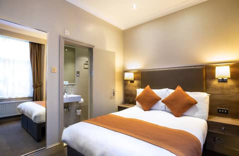 Sidney Hotel London-Victoria — hotel room