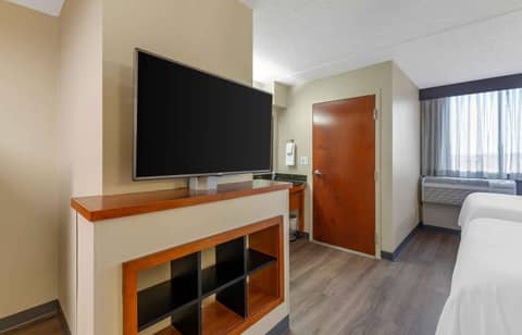 Extended Stay America Premier Suites - Cleveland - Independence — photo 9