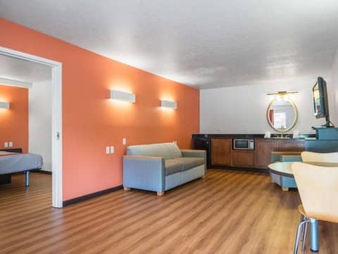 Motel 6-Columbus, OH - OSU — photo 2