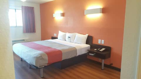 Motel 6-Columbus, OH - OSU — photo 4