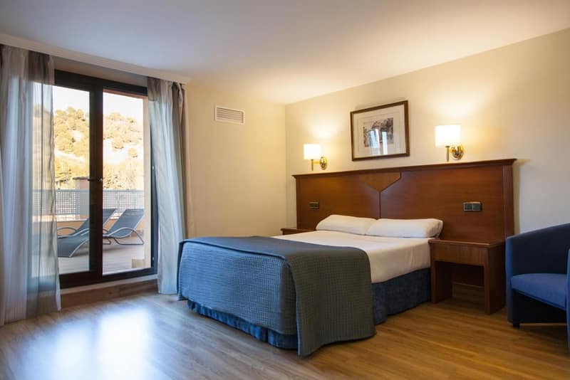 Porcel Alixares — hotel room