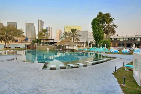 Le Méridien Abu Dhabi Resort — recepcion & lobby