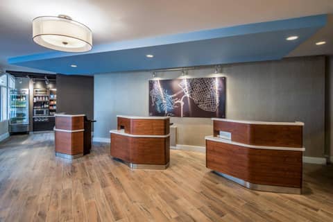 Courtyard by Marriott Charleston Historic District — photo 9