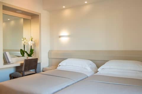 Hotel Grifone Firenze - Meetings & Spa — hotel room
