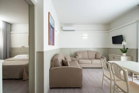 Hotel Grifone Firenze - Meetings & Spa — hotel room