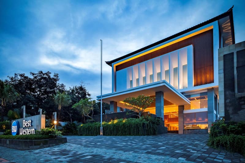 Best Western Kamala Jimbaran — building