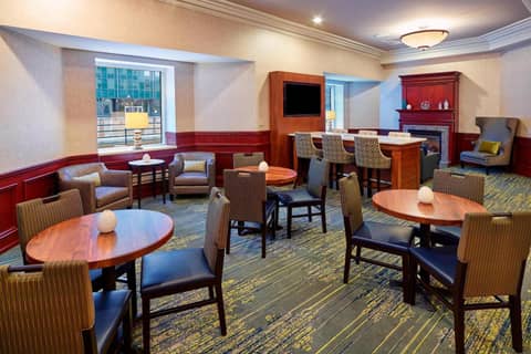 Residence Inn Milwaukee Downtown — photo 4