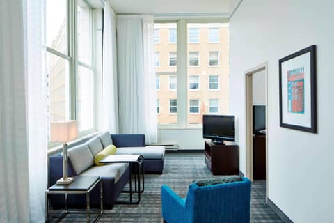 Residence Inn Milwaukee Downtown — photo 9