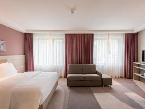 Hampton By Hilton Frankfurt City Centre East — photo 4