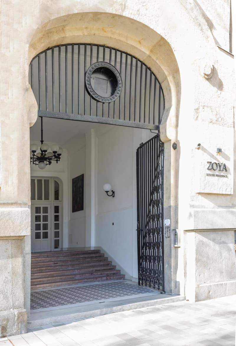 ZOYA LUXURY RESIDENCE