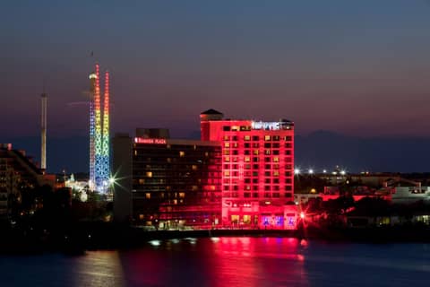 Ramada Plaza by Wyndham Orlando Resort & Suites Intl Drive - Newly Renovated! — photo 2