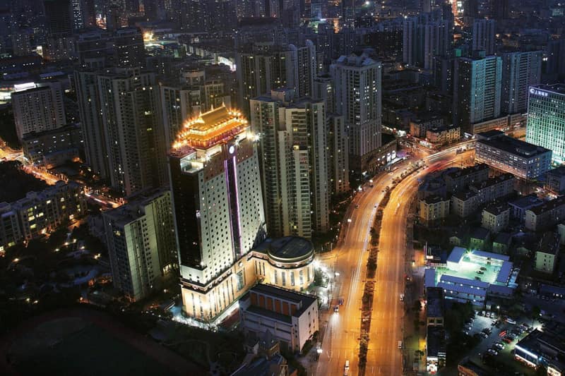 Courtyard By Marriott Shanghai Xujiahui — building