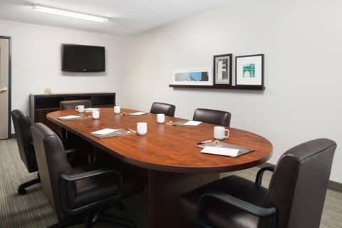 Country Inn & Suites by Radisson, Columbus Airport, OH — photo 4