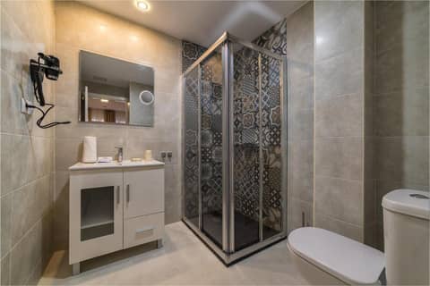 Hotel Ciudad del Mar — bathroom