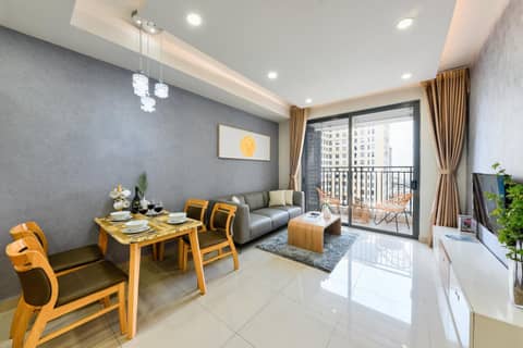 S Lux Apartment — photo 8
