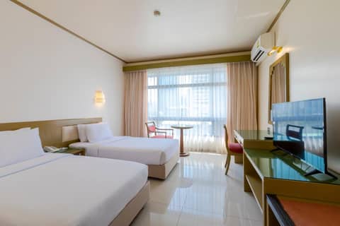 Pinnacle Lumpini Park Hotel — photo 4