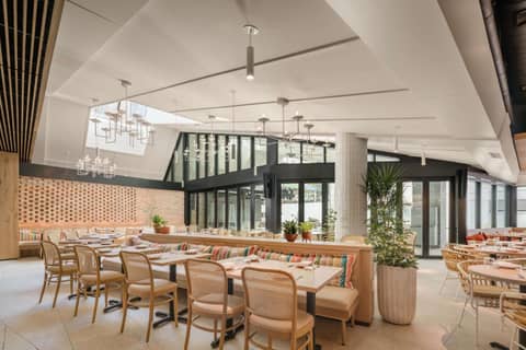 Motto by Hilton Philadelphia Rittenhouse Square — dining