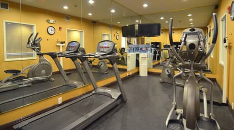 Quality Inn & Suites San Antonio Airport - Stone Oak — photo 7