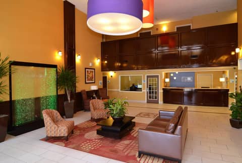 Quality Inn & Suites San Antonio Airport - Stone Oak — photo 9