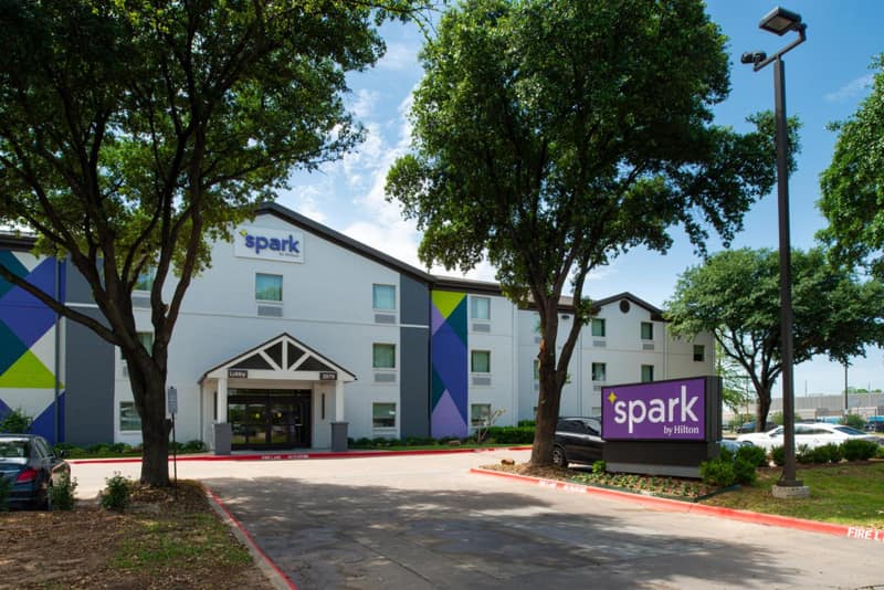Spark By Hilton Dallas Medical District Love Field — building