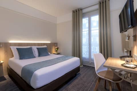 Hôtel Opera Lafayette — hotel room