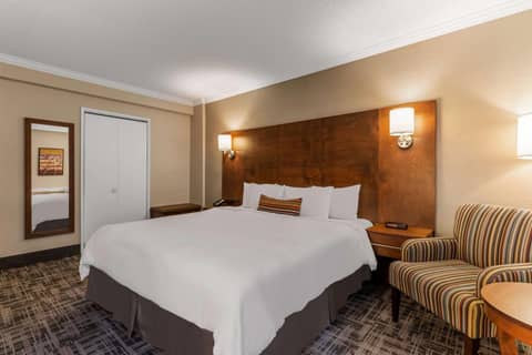 Best Western Ville-Marie Montreal Hotel & Suites — photo 3